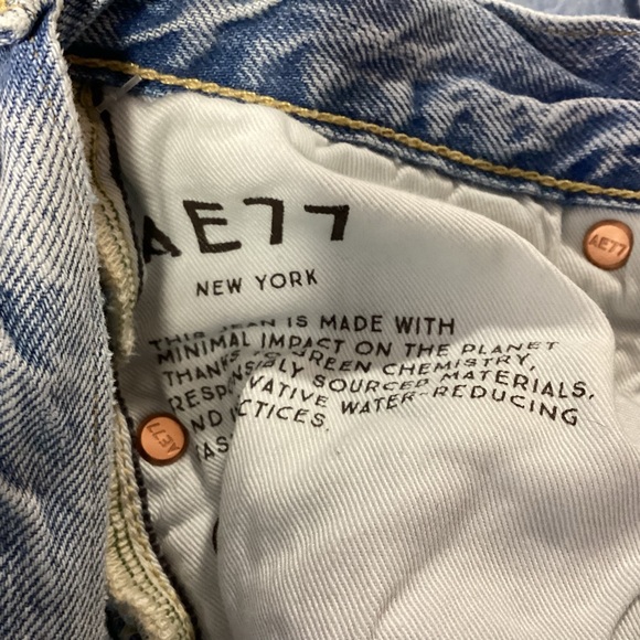AE77 Premium Slouch Straight Leg Jeans Size 0 Regular - Picture 7 of 9